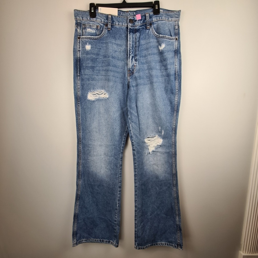 Arizona Jean Co. Women's Bootcut Distressed Jeans Size 15 Medium Wash Denim